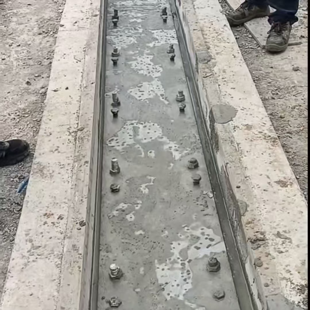 桥西港口码头起重机龙门吊重型机械设备稳固用早强快凝轨道胶泥